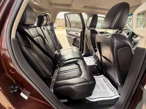 Used 2012 Lincoln MKX AWD image 15