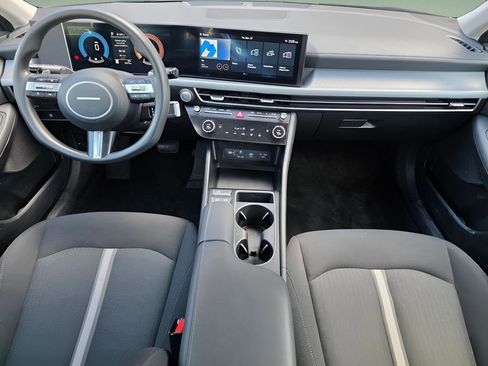 Used 2025 Hyundai Sonata SEL FWD image 21