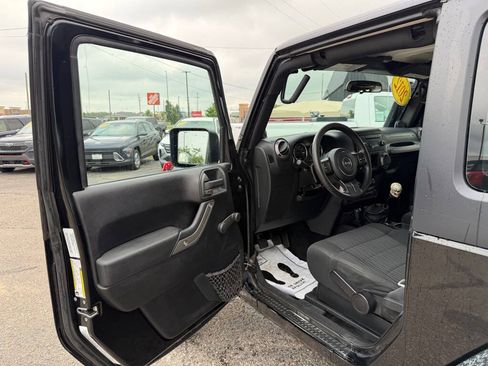Used 2012 Jeep Wrangler Sport AWD/4WD image 10