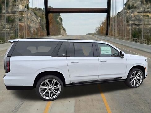 New 2026 Cadillac Escalade ESV Sport w/ Touring Package AWD/4WD image 11