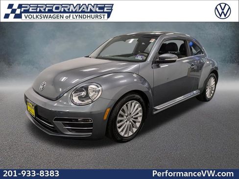 Used 2019 Volkswagen Beetle 2.0T S FWD image 1