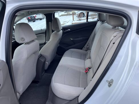 Used 2018 Chevrolet Cruze LS w/ LS Fleet Convenience Package image 22