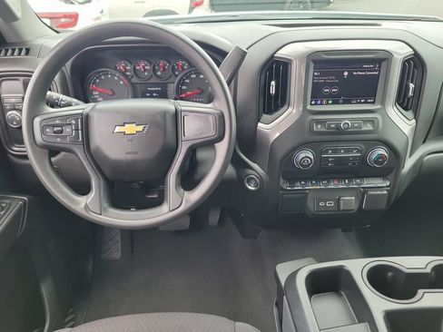 Used 2026 Chevrolet Silverado 1500 Custom RWD image 4