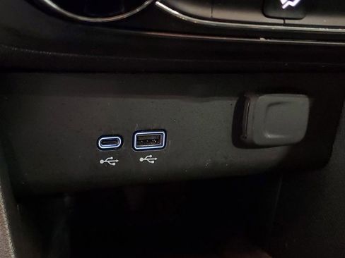 Used 2025 Buick Encore GX Preferred image 21