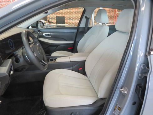 Used 2024 Hyundai Sonata SEL w/ Convenience Package image 15