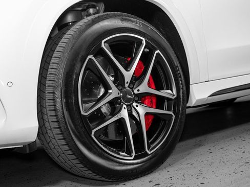 New 2025 Mercedes-Benz GLE 63 AMG S image 32