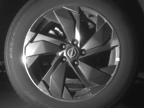 Used 2025 Nissan Rogue SV image 15