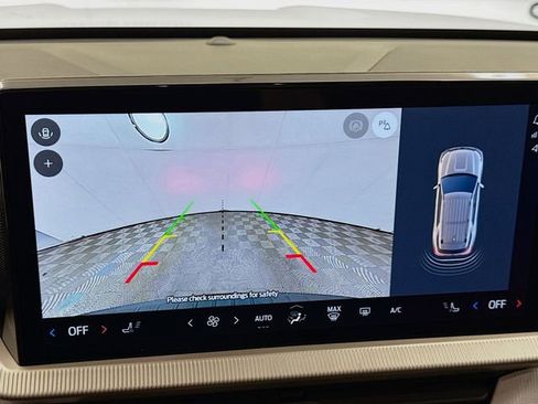 Used 2025 Ford Explorer Active image 14