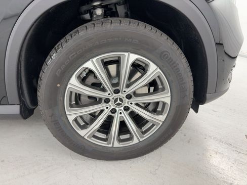 Certified 2026 Mercedes-Benz GLC 300 image 12