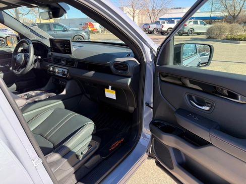 Certified 2026 Honda Pilot TrailSport image 24