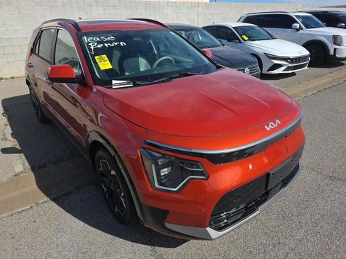 Used 2023 Kia Niro Wave image 1