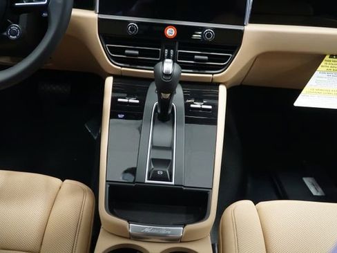 New 2026 Porsche Macan S image 20