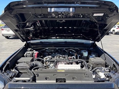 New 2025 Toyota Tacoma SR5 image 31