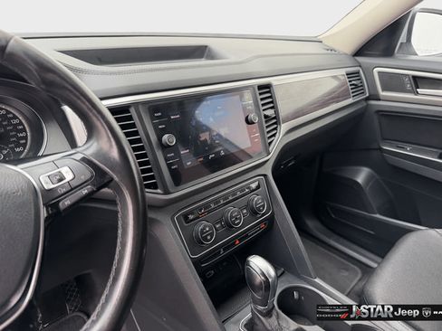 Used 2018 Volkswagen Atlas SE FWD image 18