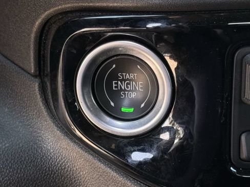 Certified 2023 Chevrolet Silverado 1500 LT AWD/4WD image 21