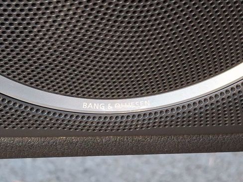 Used 2015 Audi A4 2.0T Premium Plus w/ Technology Package image 23