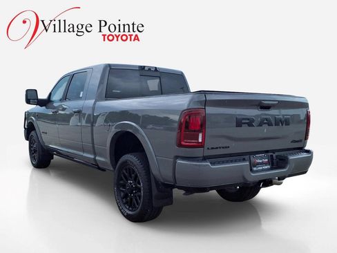 Used 2026 RAM 2500 Limited AWD/4WD image 3