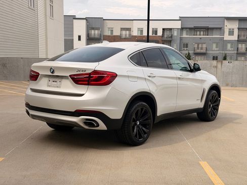 Used 2019 BMW X6 xDrive35i w/ Convenience Package AWD/4WD image 3