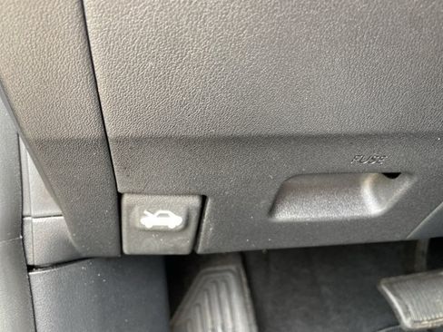 Used 2025 Kia K4 EX FWD image 46