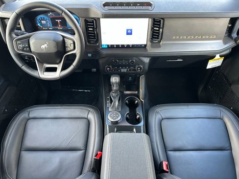 New 2025 Ford Bronco Badlands w/ Sasquatch Package image 15