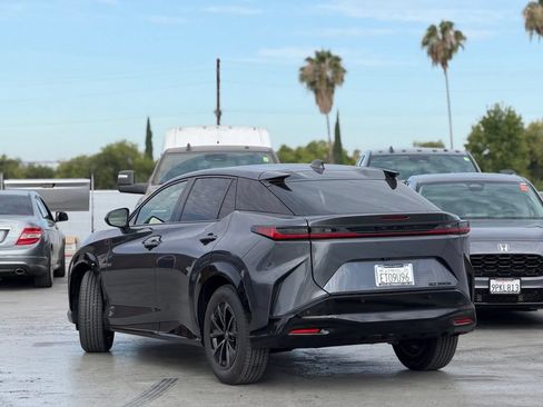 Used 2026 Lexus RZ 350e 2WD w/ Accessory Package (Z1) image 2