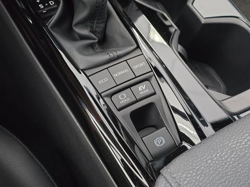 New 2026 Toyota Camry XSE AWD/4WD image 33