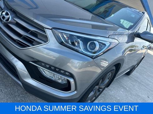 Used 2018 Hyundai Santa Fe Sport w/ 2.0T Ultimate Tech Package 05 FWD image 4