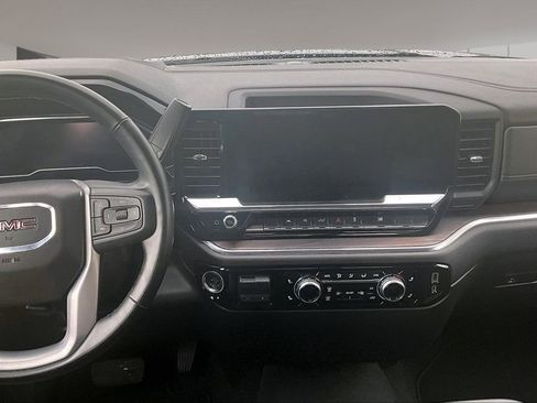 Certified 2025 GMC Sierra 1500 SLT AWD/4WD image 6