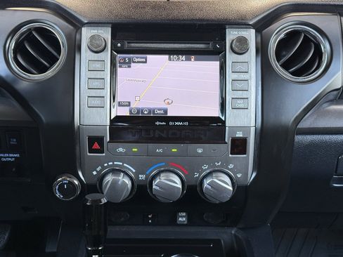 Used 2018 Toyota Tundra SR5 image 12