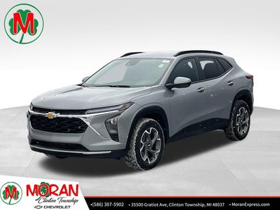 Certified 2024 Chevrolet Trax LT w/ Driver Confidence Package