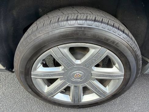 Used 2015 Cadillac Escalade ESV Luxury RWD image 17