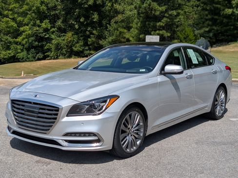 Used 2018 Genesis G80 5.0 Ultimate RWD image 5