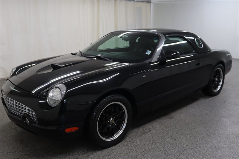 Used 2003 Ford Thunderbird RWD image 3