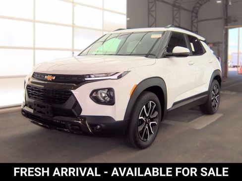Used 2023 Chevrolet TrailBlazer ACTIV w/ Convenience Package FWD image 5