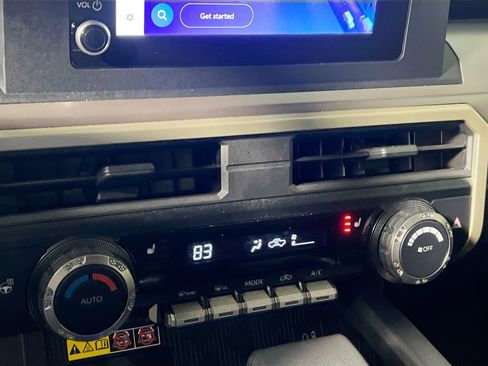 Used 2024 Toyota Tacoma SR5 image 27