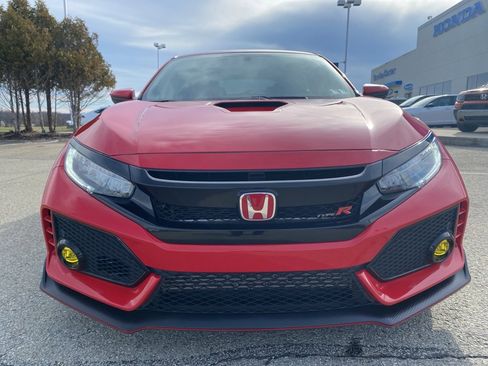 Used 2019 Honda Civic Type R image 8