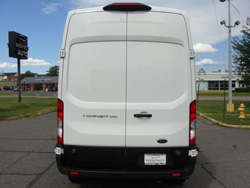 Used 2020 Ford Transit 250 148 High Roof w/ Load Area Protection Package RWD image 4
