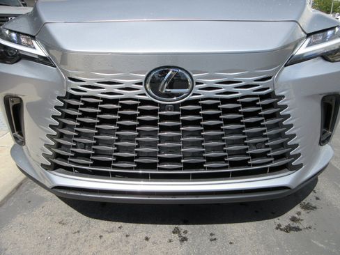 Used 2025 Lexus RX 350 w/ Convenience Package AWD/4WD image 15