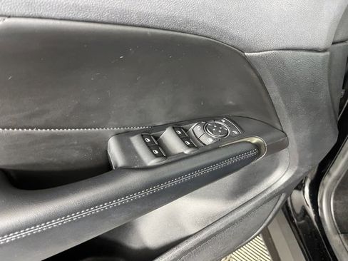 Used 2018 Lincoln MKC Reserve w/ Lincoln MKC Climate Package image 16