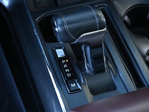 Used 2022 Ford F150 Lariat w/ Equipment Group 502A High image 23