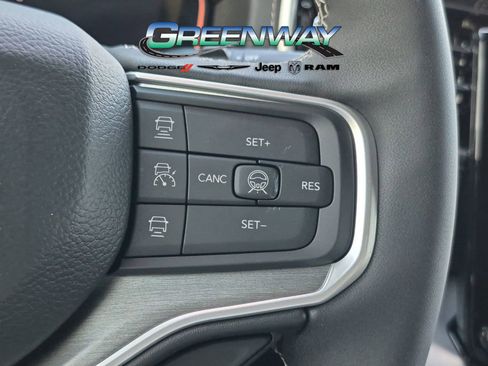 Used 2026 Jeep Grand Wagoneer Limited AWD/4WD image 11