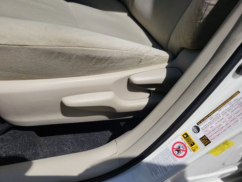 Used 2012 Toyota Prius Two FWD image 20