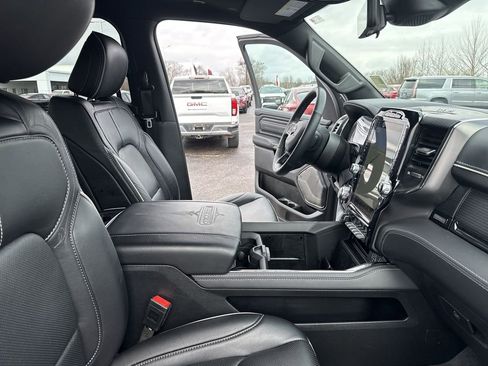 Used 2024 RAM 1500 Limited image 13