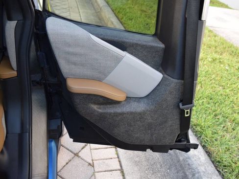 Used 2014 BMW i3 w/ Range Extender image 74