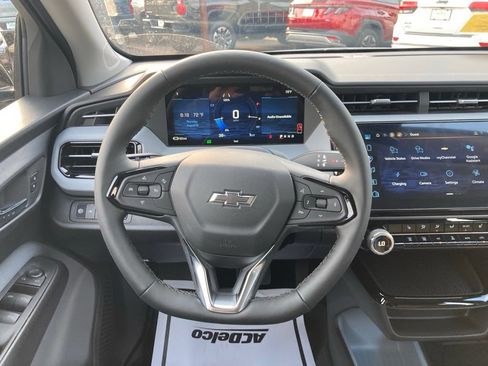 New 2027 Chevrolet Bolt LT w/ Comfort Package FWD image 5