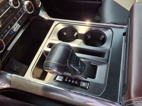 Used 2022 Ford F150 Lariat image 17