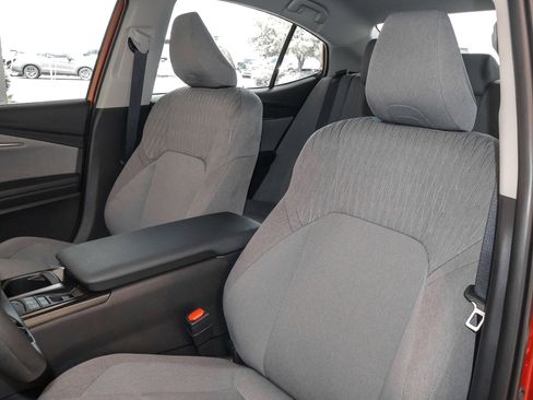 Used 2025 Toyota Camry LE FWD image 23
