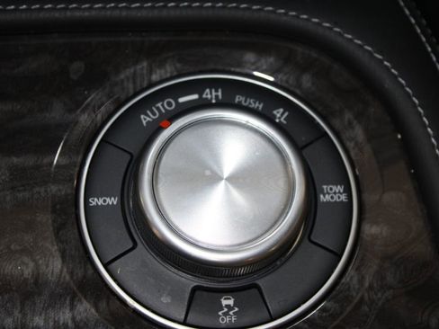 Used 2024 Nissan Armada Platinum w/ Captain's Chairs Package image 48