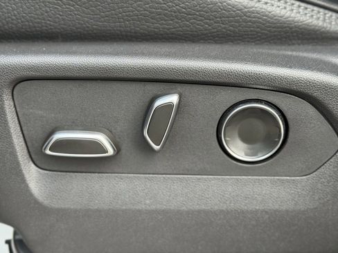 Used 2025 GMC Sierra 1500 Denali image 21