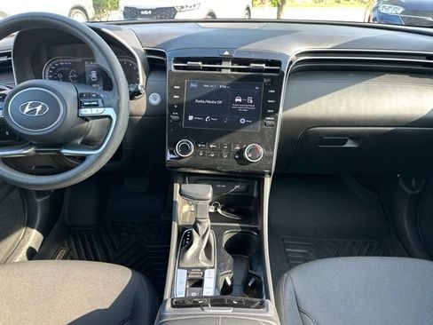 Used 2022 Hyundai Tucson SEL FWD image 11